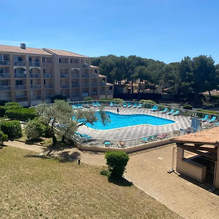 Zen Piscine דירה *