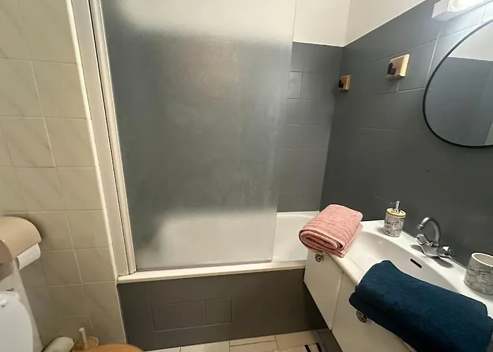 Zen Piscine Apartament *